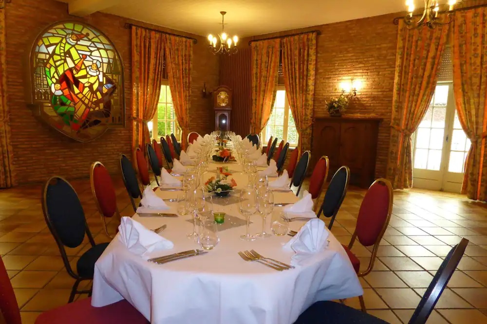 Hostellerie SaintLouis Hôtel et restaurant gastronomique